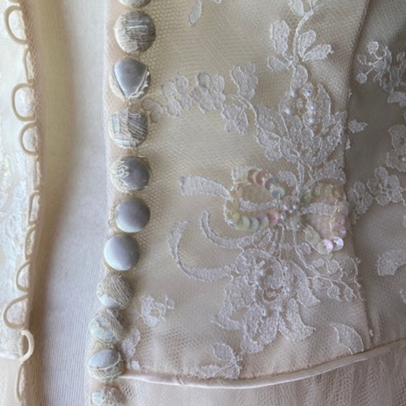 1950's "Arden of Campus Bridal" Wedding Gown - Picture 14 of 16